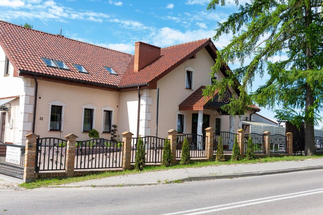 Pensjonat Agroturystyczny Pod Modrzewiem Bed and Breakfast Florczaki Εξωτερικό φωτογραφία