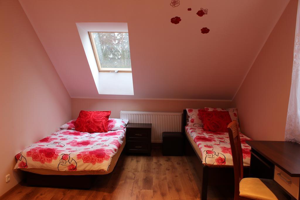 Pensjonat Agroturystyczny Pod Modrzewiem Bed and Breakfast Florczaki Εξωτερικό φωτογραφία