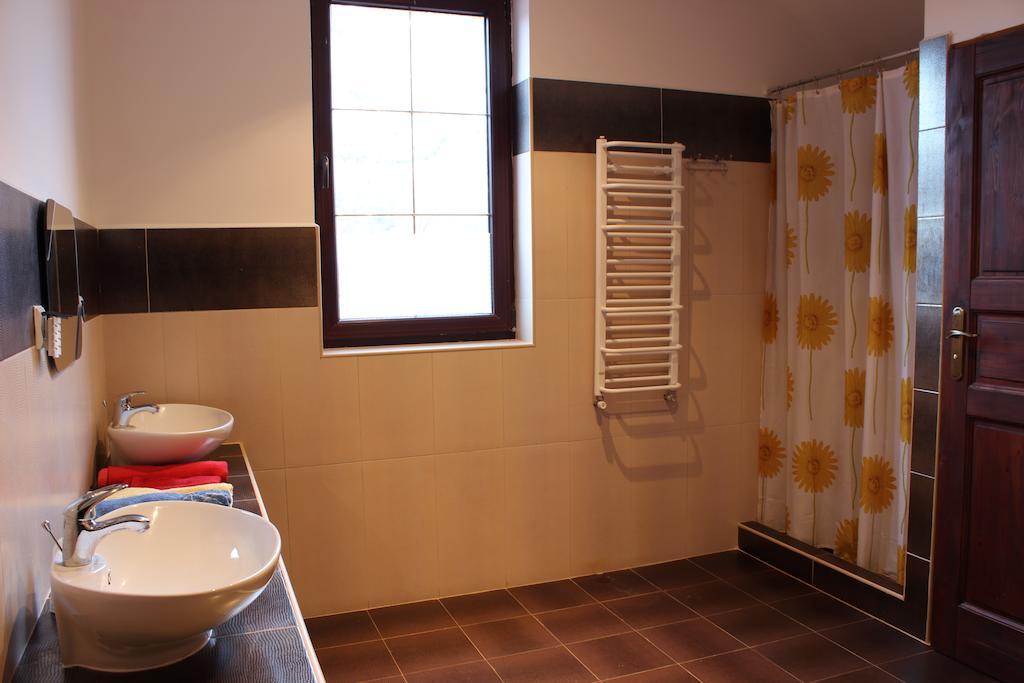 Pensjonat Agroturystyczny Pod Modrzewiem Bed and Breakfast Florczaki Δωμάτιο φωτογραφία