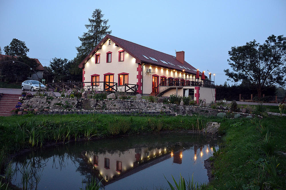 Pensjonat Agroturystyczny Pod Modrzewiem Bed and Breakfast Florczaki Εξωτερικό φωτογραφία