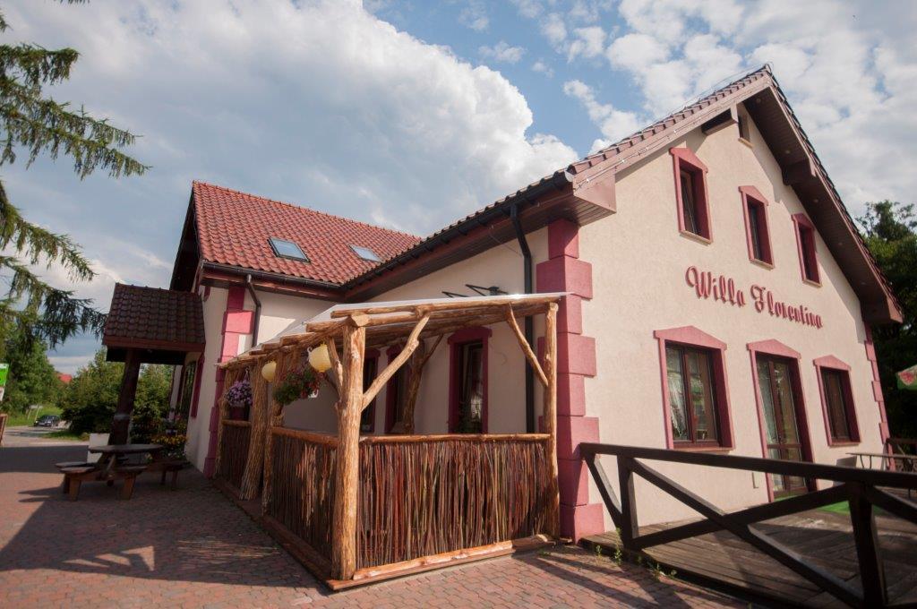Pensjonat Agroturystyczny Pod Modrzewiem Bed and Breakfast Florczaki Εξωτερικό φωτογραφία